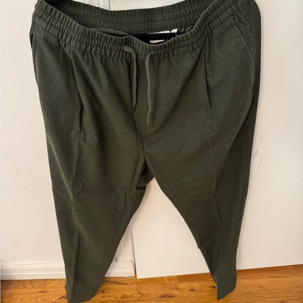 Weekday Green Sweatpants Relaxed Fit Elastic Waist